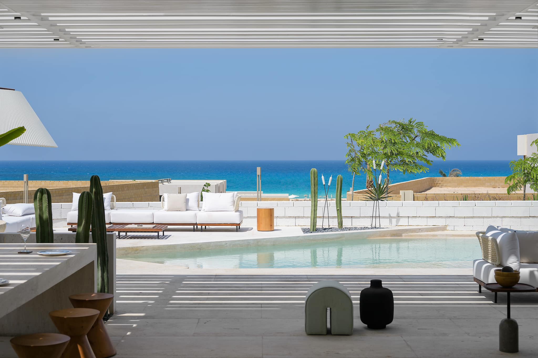 Corniche Pearl Residence — Abu Dhabi